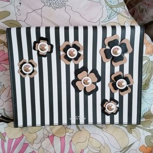 ⭐❤️Henri Bendel GORGEOUS and STUNNING Floral Bag or cosmetic pouch ❤️⭐Fl…